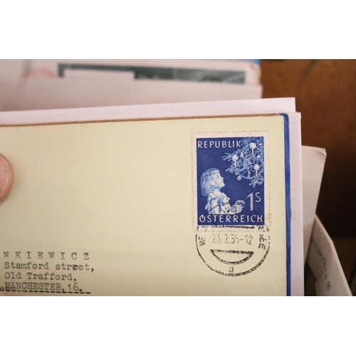 524 - World Vatican postacrds & fdc covers