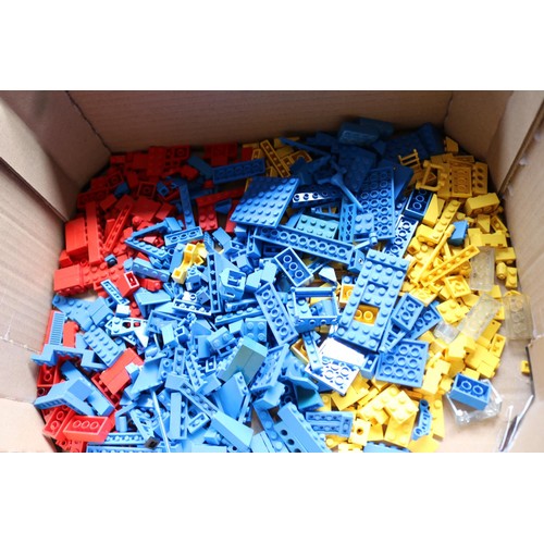 568 - Box of lego, 3 boxes of colour sorted pieces