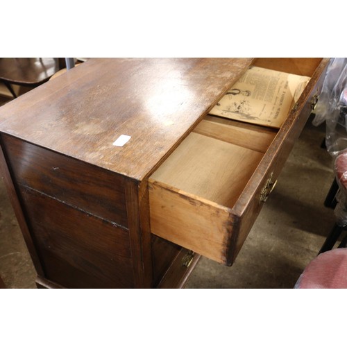 610 - Dark oak chest of drawers