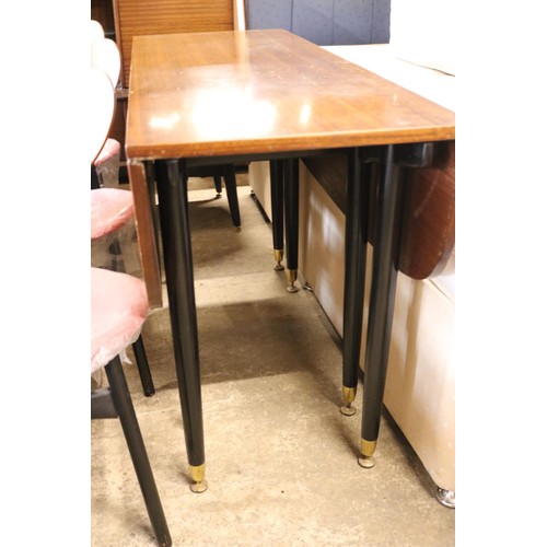 612 - G-plan drop leaf table with 4 chairs