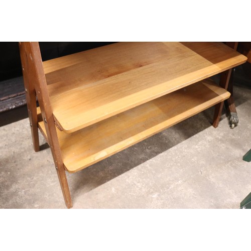 631 - 1960's 3 tier adjustable shelving stand