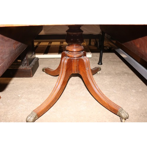 633 - Antique mahogany sofa table a/f