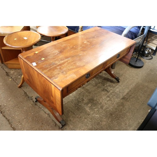 641 - Reproduction low sofa table