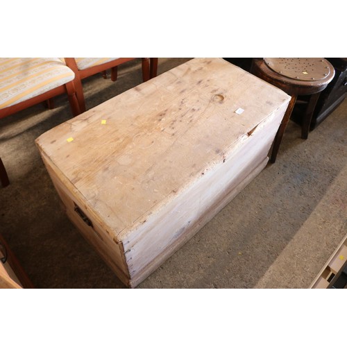 651 - Wooden chest