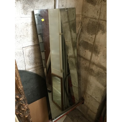 538A - Large Mirror