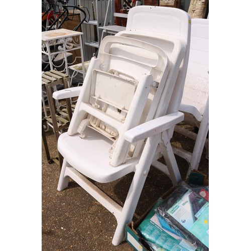 79 - Two times patio garden chairs