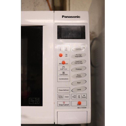 135 - Panasonic microwave - warranted until 12 noon Tuesday following the above sale