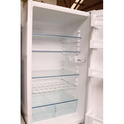 138 - Liebherr fridge/freezer - warranted until 12 noon Tuesday following the above sale