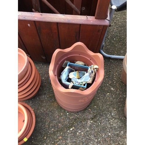 93A - plastic chimney pot planter