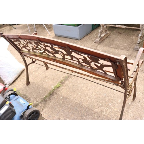 69 - Garden bench