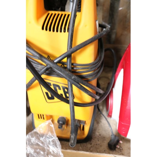 157 - Pressure washer - warranted until noon tues following the above sale