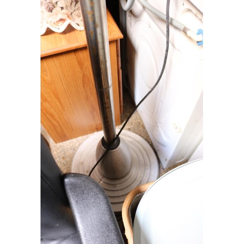 229A - Patio heater - warranted until 12 noon Tuesday following the above sale