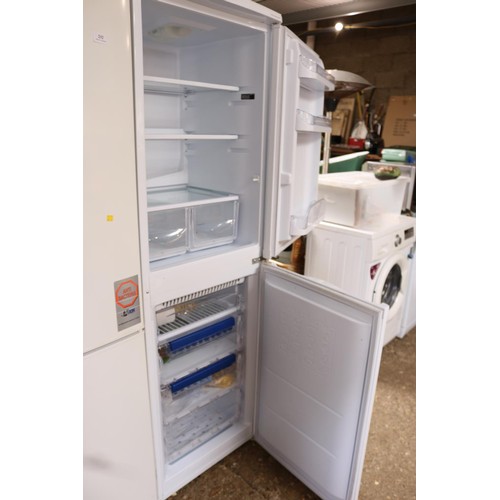 233 - Hotpoint fridge freezer - warranted until noon Tues following the above sale