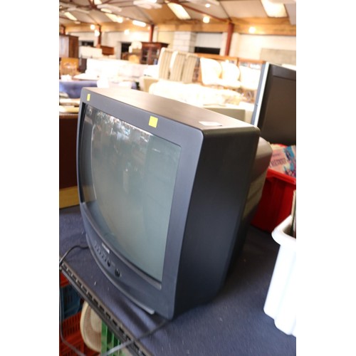 285 - Old style Samsung TV