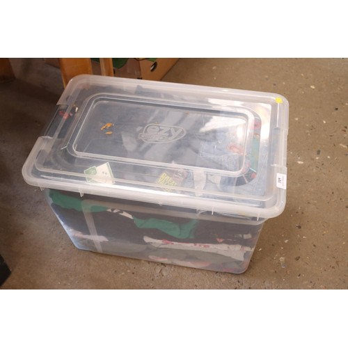 319 - Plastic storage box (large) of girls clothing 8-11 years - good condition, incl Next River Island, e... 