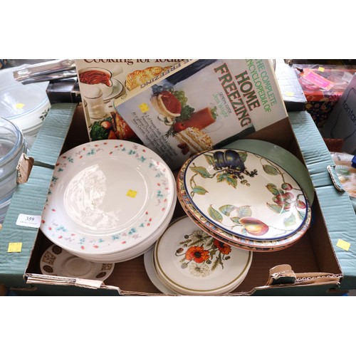 359 - Qty of kitchenware, incl Pyrex, sauce pans, cooling racks, crockery & books