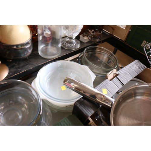 359 - Qty of kitchenware, incl Pyrex, sauce pans, cooling racks, crockery & books