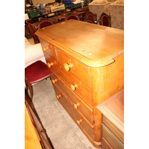 643 - Antique pine 2 over 3 chest of drawers