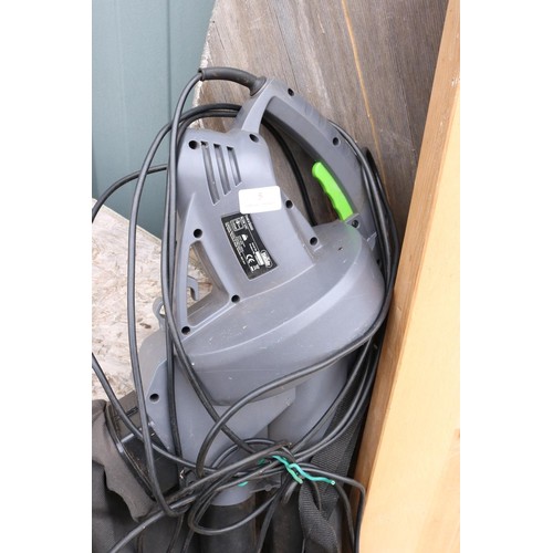 5 - Handy garden vac/blower - warranted until 12 noon Tuesday following the above sale