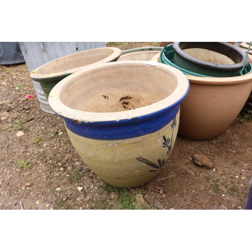 36 - 10 various stone glazed pots