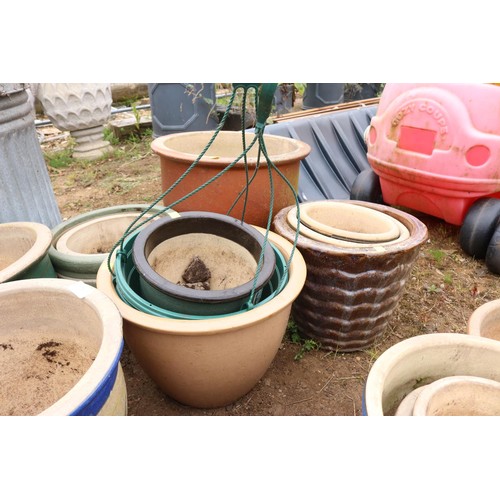 36 - 10 various stone glazed pots