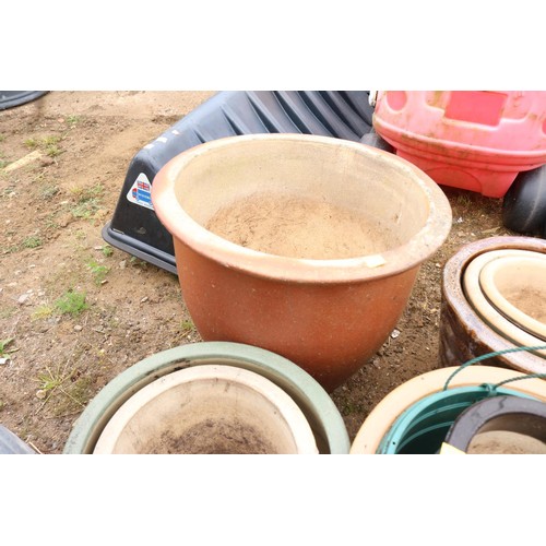 36 - 10 various stone glazed pots