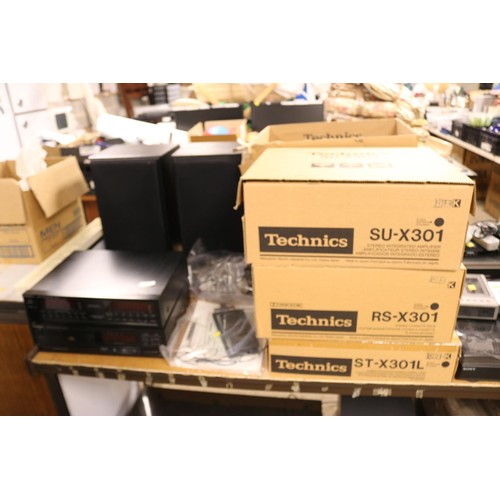 86 - Technics HiFi stack system, perfect working order, original boxes, instruction manuals & cables - wa... 