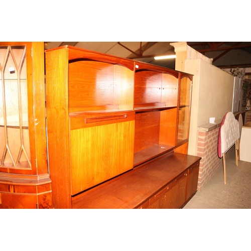 692 - Meredew teak wall unit