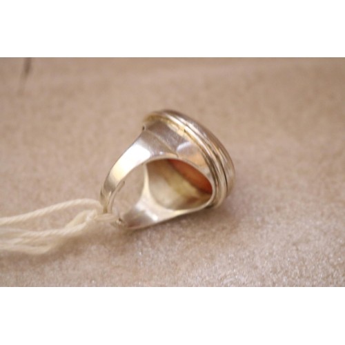 498 - Hallmarked silver ring - orange stone