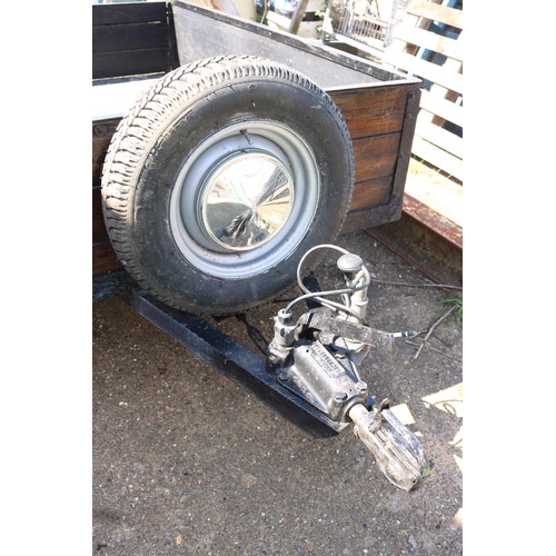 4 - Car trailer with spare wheel (Bradley)
200 x 124cm