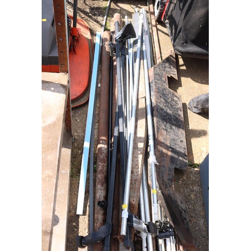 61 - Qty of poles, car roof bars, etc