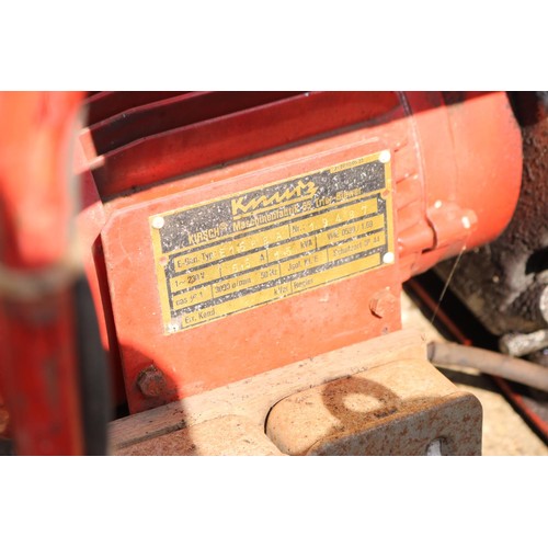 68 - 4HP Briggs & Stratton generator