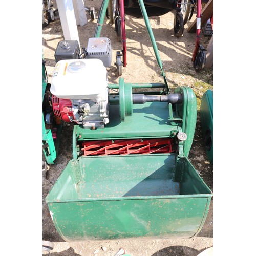 76 - Ransomes cylinder mower with Honda engines - working order