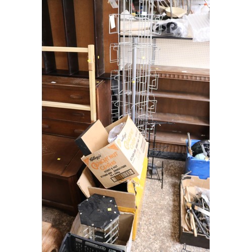 103 - Qty of various jewellery display stands, card stand, etc