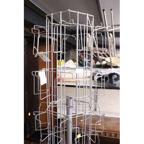 103 - Qty of various jewellery display stands, card stand, etc