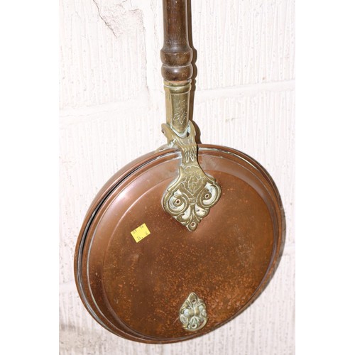 401 - Antique bed warmer