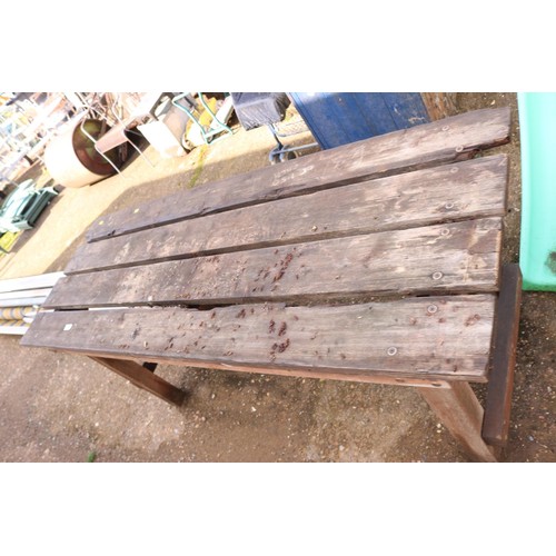 1 - Wooden four plank potting table