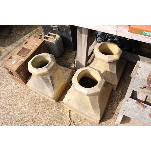 93 - 3 x chimney pots