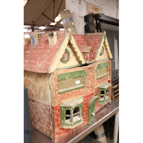 134 - Antique dolls house