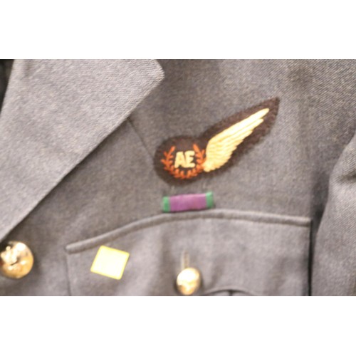 397 - Vintage Royal Air Force squadron leaders No. 1 uniform jacket with air electronics flying badge