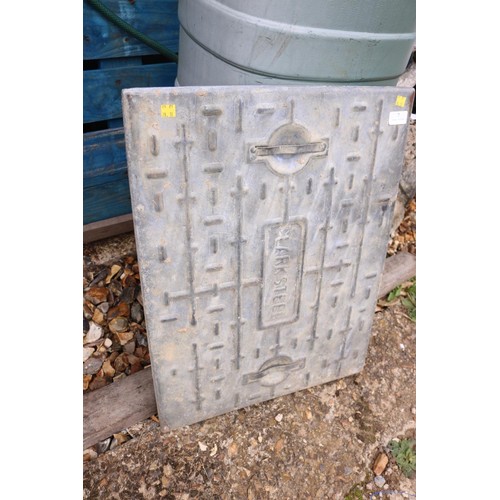 7 - Heavy duty drain cover