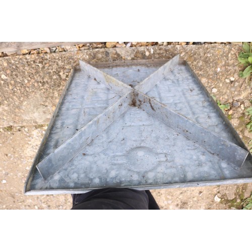 7 - Heavy duty drain cover