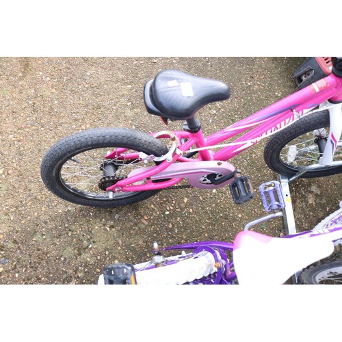 19 - Girls bike - specialized (pink)