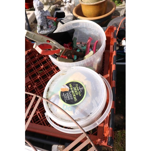 41 - Deck chair, small wooden table, screen, outside clock, two tubs etc