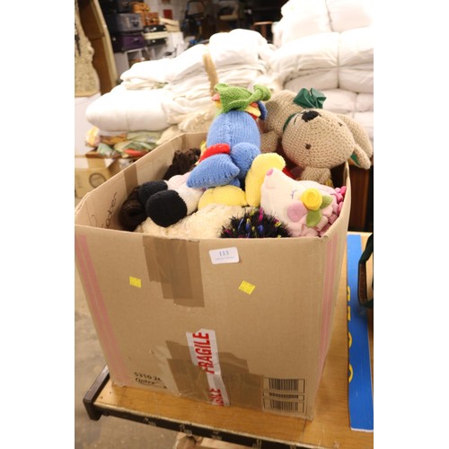 113 - Box of knitted toys & cushions