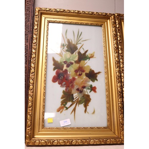 206 - 2 still life oils in gilt frames