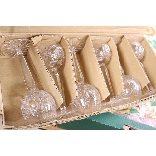 232 - 6 boxed sets of glasses