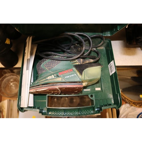 257 - Bosch detail sander - warranted until 12 noon Tuesday following the above sale