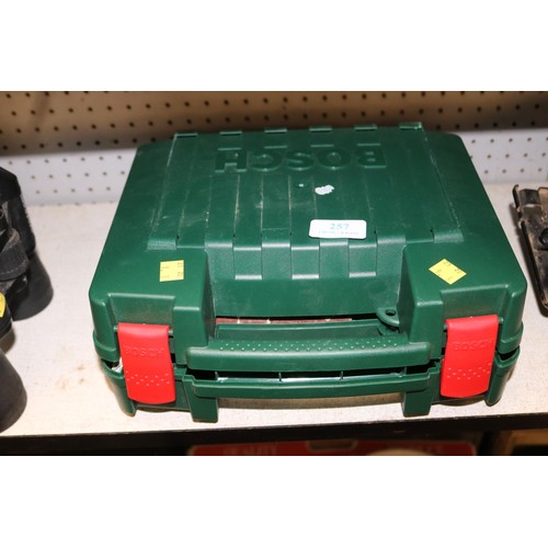 257 - Bosch detail sander - warranted until 12 noon Tuesday following the above sale