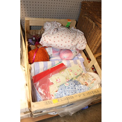 284 - 2 trays, incl blankets, cushion covers, etc